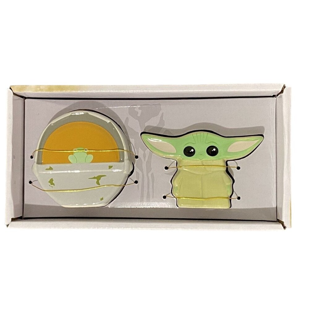 Disney Star Wars Mandalorian Grogu Frog Salt and Pepper‎ Shaker Set Pop Culture